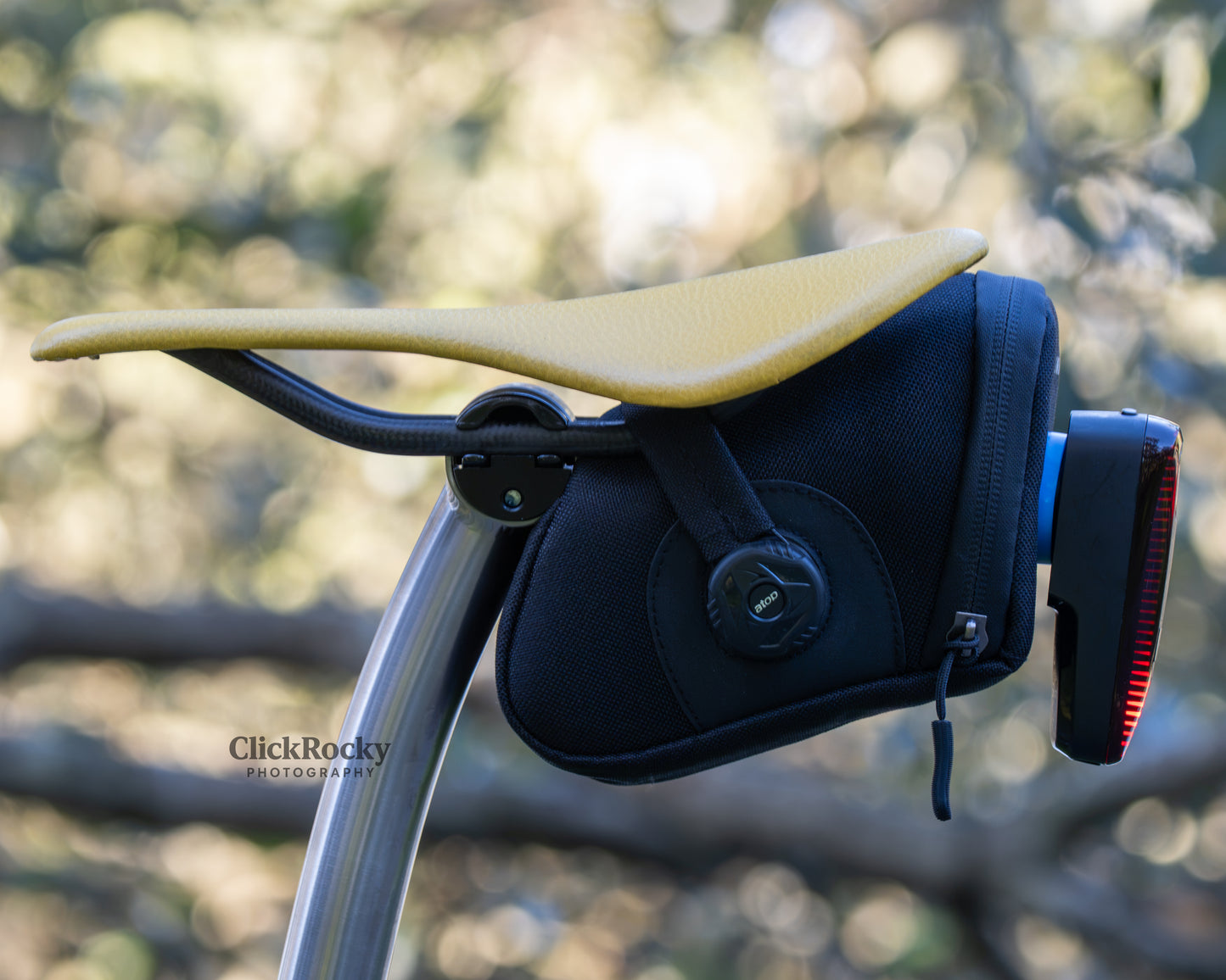 KOM Saddle Bag with ATOP Dial (Small)